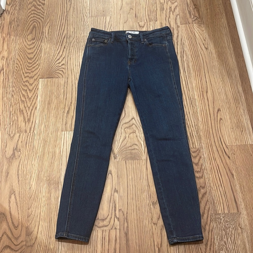 Free People Button Fly Jeans.   Size 26